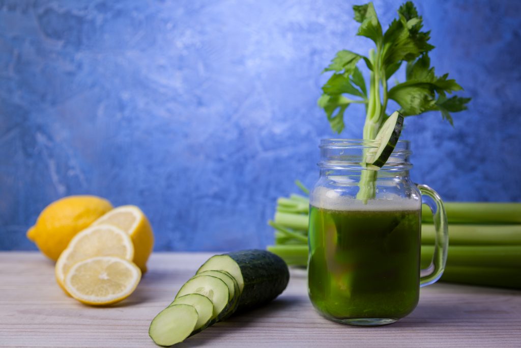 Celery cucumber lemon juice / ID 156996083 © Alex Manzanares | Dreamstime.com